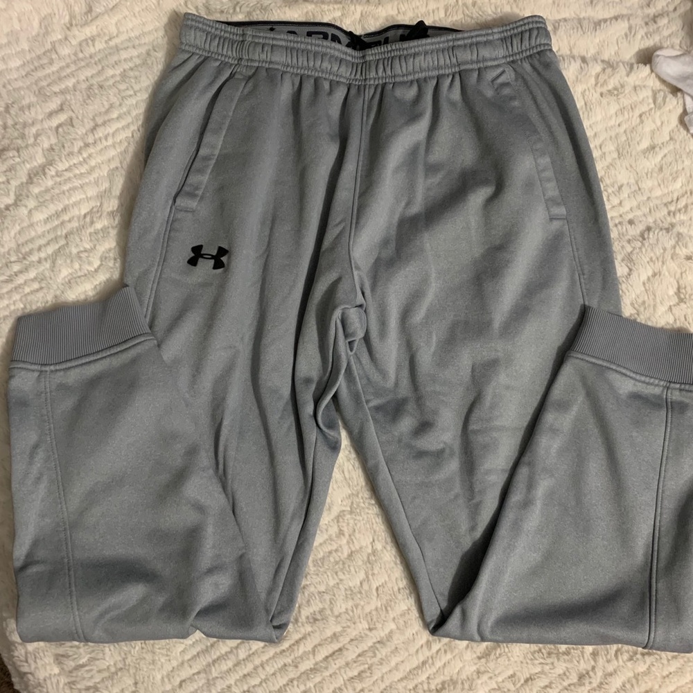 Joggers size L